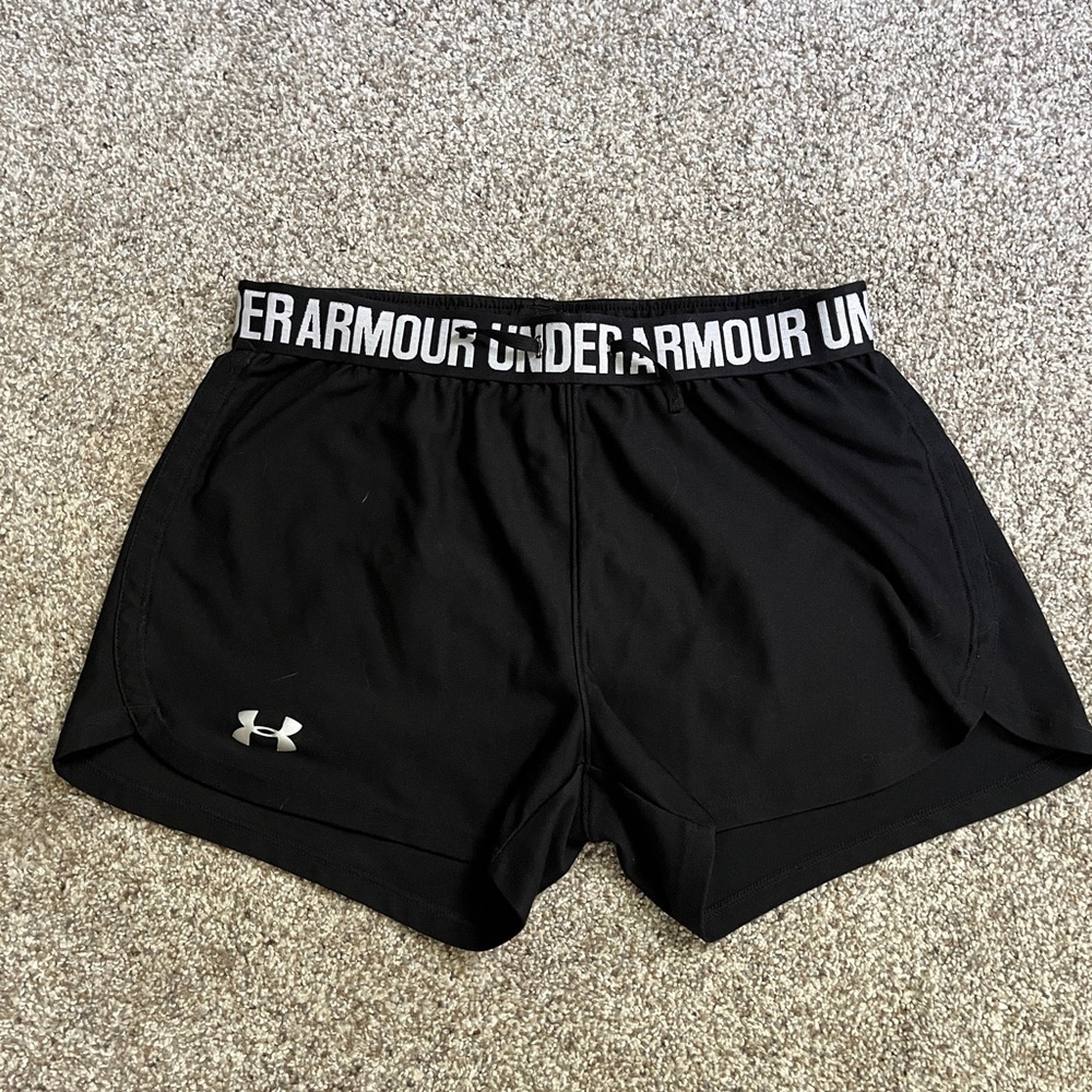 Women’s Size Small Under Armour Shorts Black